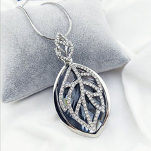 Load image into Gallery viewer, Geometric crystal long chain necklace