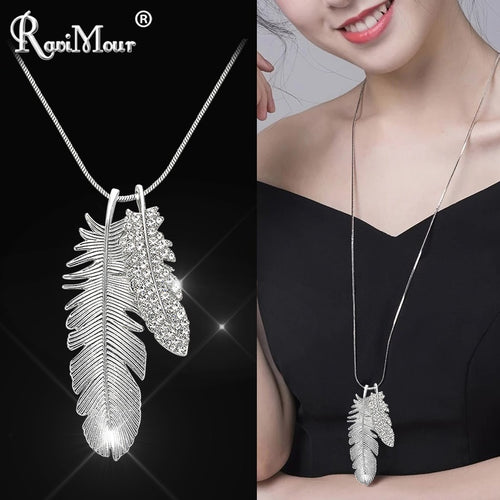 Long chain feather necklace