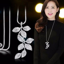 Load image into Gallery viewer, Small Leaf Long Chain Necklace