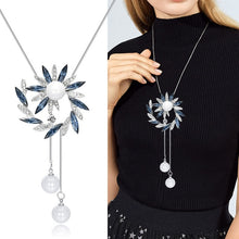 Load image into Gallery viewer, Crystal flower long necklace